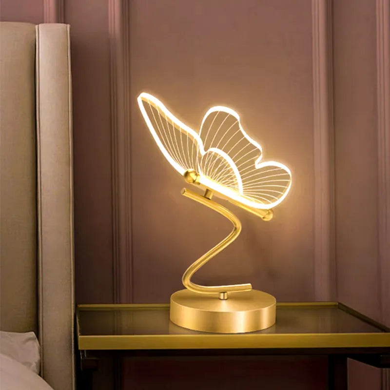 Luminária LED Nórdica ButterFly Minimalista | Henry