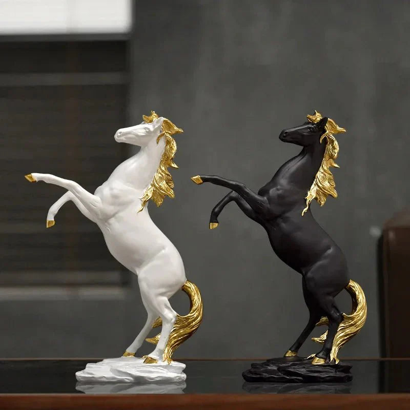 Escultura Cavalo Nobre Decorativa de Resina | Henry