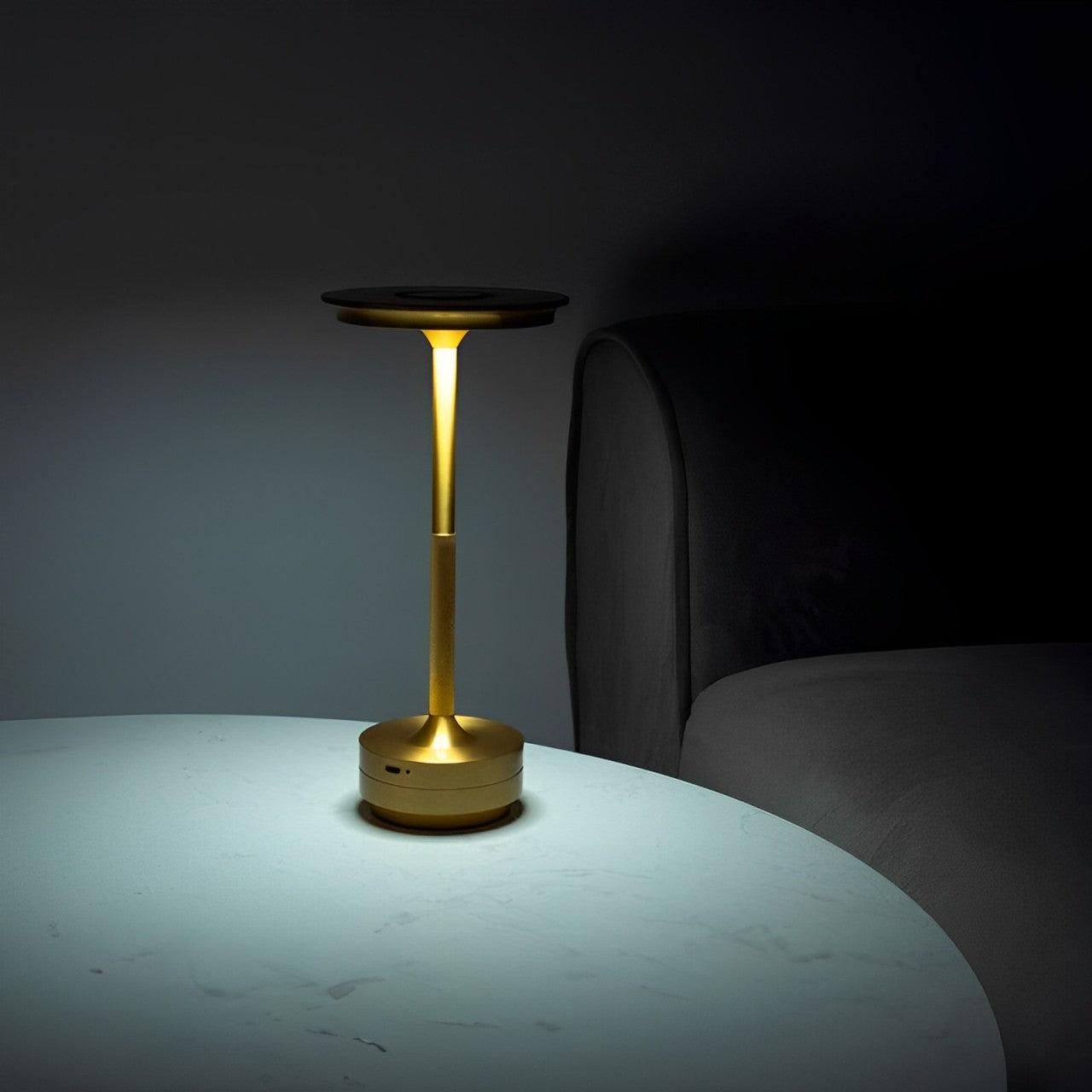 Luminária de Mesa Portátil Led Touch - Nocturna | Henry