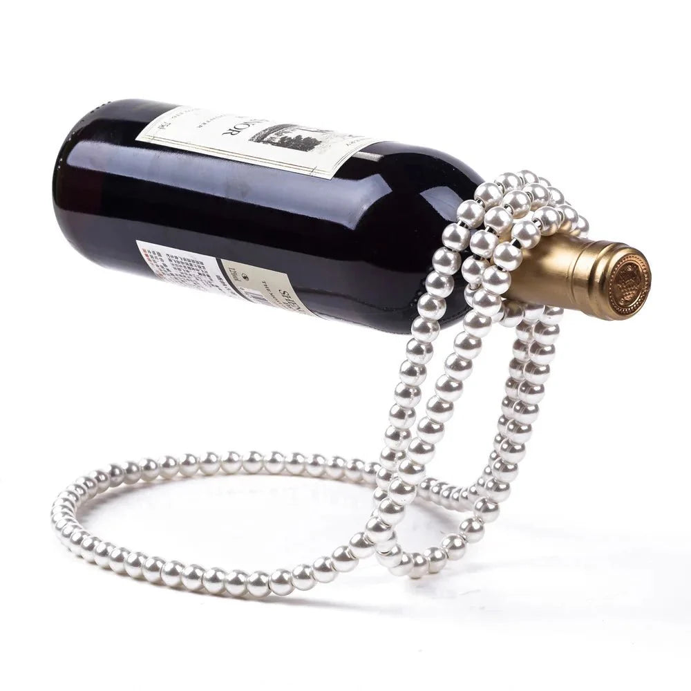 Suporte para Garrafa de Vinho com Colar de Pérolas - Luxo e Criatividade na Sua Decoração | Henry